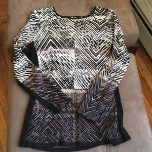 Nic + Zoe sweater. Like new condition